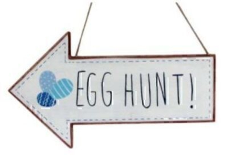 Blue and White Easter Egg Hunt Arrow by Gisela Graham If you are arranging an egg hunt and then this Blue & White Wooden Egg Hunt Arrow shaped Plaque by designer Gisela Graham is what you need! Made from wood and painted white with a blue egg design and blue ticking around the edge this Egg Hunt sign will get any Easter off to a good start. Size: (LxWxD) 26x14.5x0.75cm